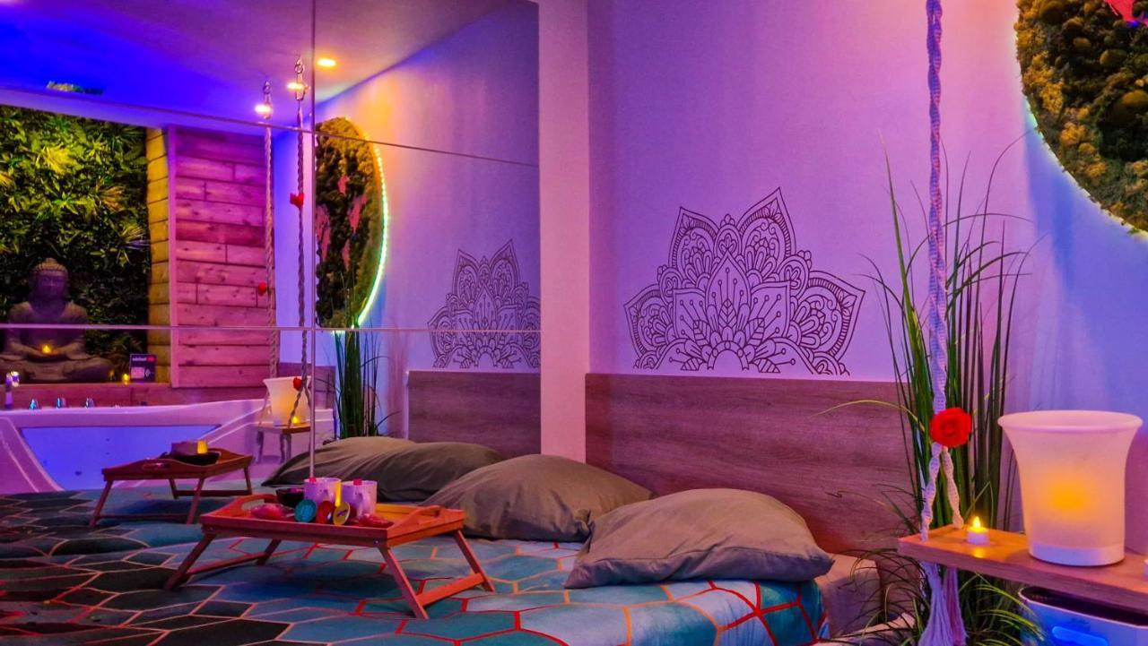 Eden Spa Et Cinema قلعة بري-كومت-روبير المظهر الخارجي الصورة
